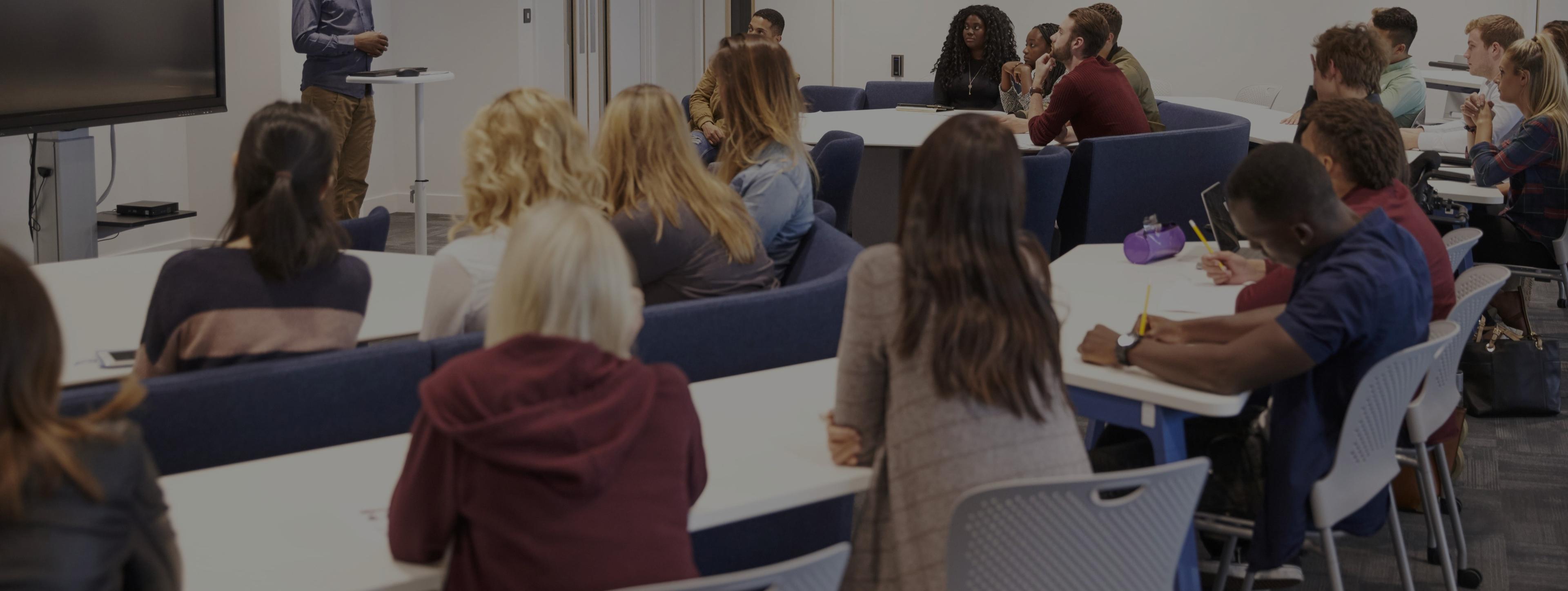 وجهة نظر حول أهمية التوازن بين العمل والحياة في بيئة العمل الحديثة. وجهة نظر حول أهمية التوازن بين العمل والحياة في بيئة العمل الحديثة.